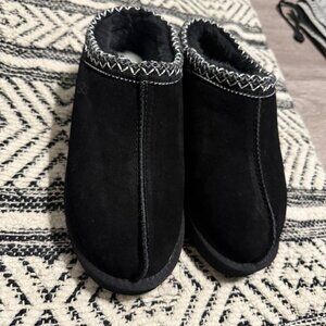 UGG Women's Black Slippers.